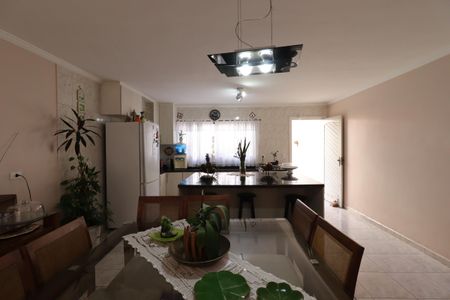 Casa à venda com 205m², 3 quartos e 4 vagasCozinha