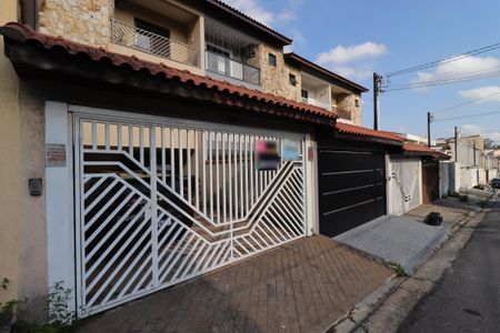 Casa à venda com 205m², 3 quartos e 4 vagasFachada