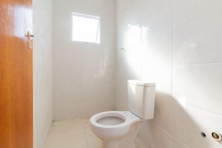 Casa para alugar com 45m², 2 quartos e sem vagaBanheiro