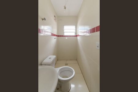 Casa à venda com 175m², 3 quartos e 2 vagasBanheiro da Suíte