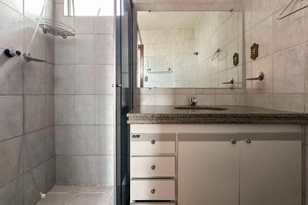 Apartamento à venda com 68m², 2 quartos e 1 vagaBanheiro