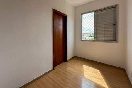 Apartamento à venda com 68m², 2 quartos e 1 vagaQuarto