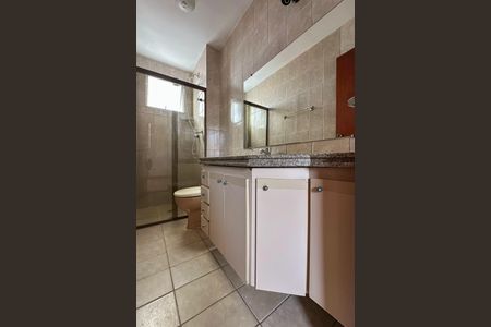 Apartamento à venda com 68m², 2 quartos e 1 vagaBanheiro da Suíte