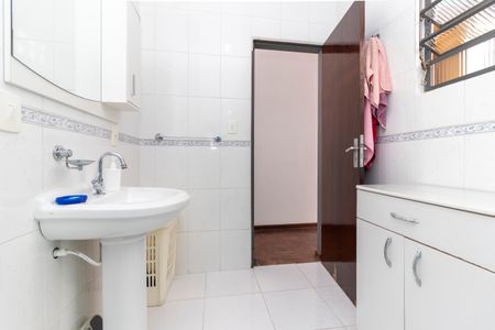 Casa à venda com 400m², 5 quartos e 5 vagasCasa 1 - Banheiro 1