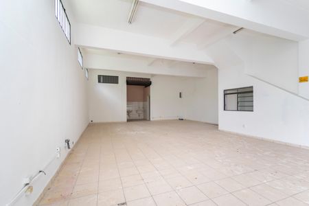 Casa à venda com 400m², 5 quartos e 5 vagasÁrea comum - Salão