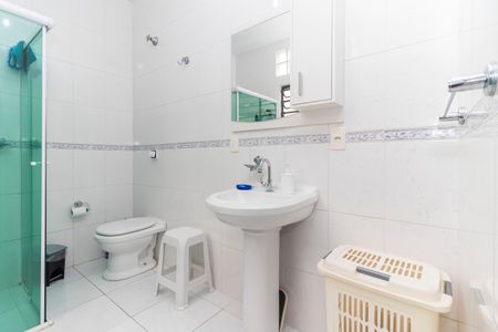 Casa à venda com 400m², 5 quartos e 5 vagasCasa 1 - Banheiro 1