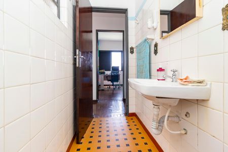 Casa à venda com 400m², 5 quartos e 5 vagasCasa 1 - Banheiro 2