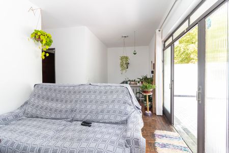 Casa à venda com 400m², 5 quartos e 5 vagasCasa 1 - Sala