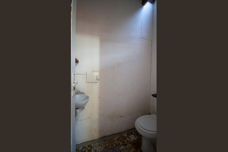 Casa de condomínio à venda com 150m², 2 quartos e 1 vagaLavabo