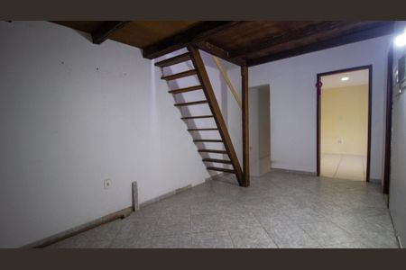 Casa de condomínio à venda com 150m², 2 quartos e 1 vagaHall dos Quartos