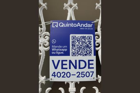 Casa à venda com 256m², 5 quartos e 4 vagas Casa à venda com 256m², 5 quartos e 4 vagasPlaquinha