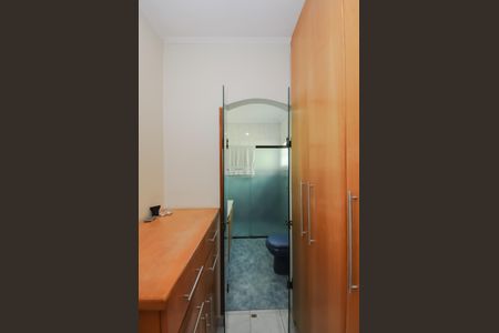 Casa à venda com 256m², 5 quartos e 4 vagas Casa à venda com 256m², 5 quartos e 4 vagasSuíte