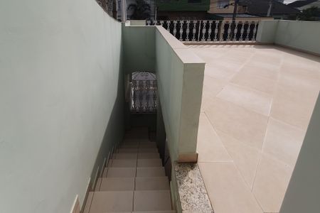 Casa à venda com 256m², 5 quartos e 4 vagas Casa à venda com 256m², 5 quartos e 4 vagasacesso a sala