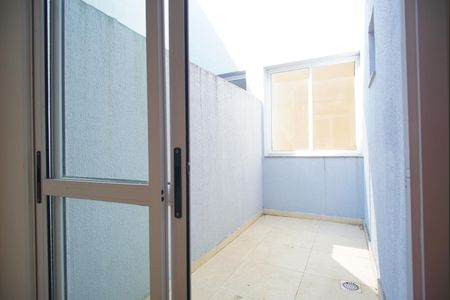Apartamento para alugar com 80m², 2 quartos e sem vagaSala - Varanda