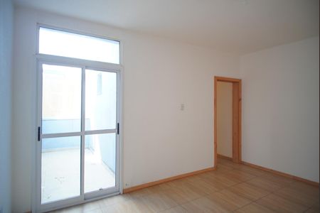 Apartamento para alugar com 80m², 2 quartos e sem vagaSala