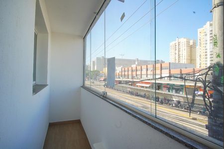 Apartamento para alugar com 80m², 2 quartos e sem vagaVaranda