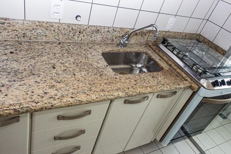 Apartamento para alugar com 60m², 3 quartos e 1 vagaCozinha e Área de Serviço