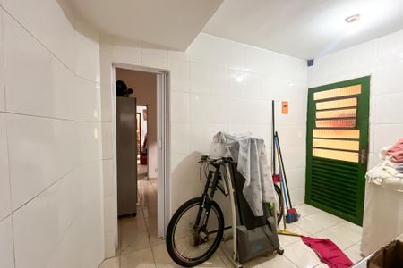 Casa à venda com 130m², 3 quartos e 2 vagas Casa à venda com 130m², 3 quartos e 2 vagasÁrea de Serviço