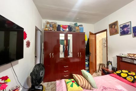 Casa à venda com 130m², 3 quartos e 2 vagas Casa à venda com 130m², 3 quartos e 2 vagasQuarto 2