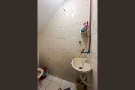 Casa à venda com 130m², 3 quartos e 2 vagas Casa à venda com 130m², 3 quartos e 2 vagasBanheiro de Serviço