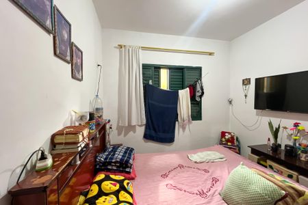 Casa à venda com 130m², 3 quartos e 2 vagas Casa à venda com 130m², 3 quartos e 2 vagasQuarto 2