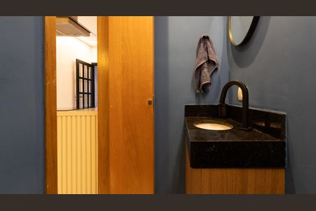 Casa à venda com 140m², 3 quartos e 2 vagasLavabo