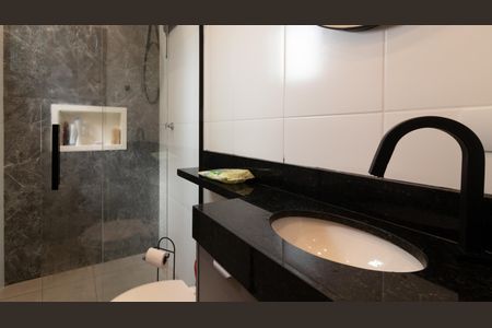 Casa à venda com 140m², 3 quartos e 2 vagasBanheiro da Suíte 3