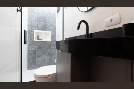 Casa à venda com 140m², 3 quartos e 2 vagasBanheiro da Suíte 2