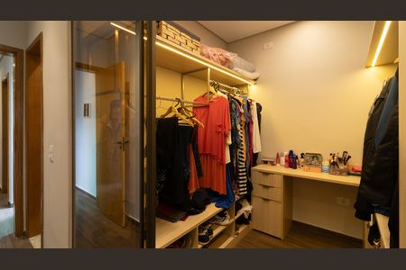 Casa à venda com 140m², 3 quartos e 2 vagasCloset da Suíte 1