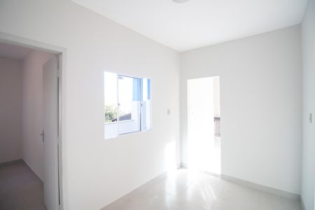 Casa à venda com 200m², 2 quartos e 2 vagas Casa à venda com 200m², 2 quartos e 2 vagasCopa