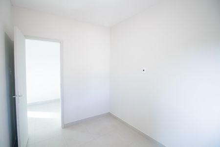 Casa à venda com 200m², 2 quartos e 2 vagas Casa à venda com 200m², 2 quartos e 2 vagasQuarto 1