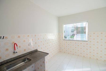 Casa à venda com 200m², 2 quartos e 2 vagas Casa à venda com 200m², 2 quartos e 2 vagasCozinha