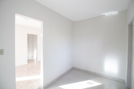 Casa à venda com 200m², 2 quartos e 2 vagas Casa à venda com 200m², 2 quartos e 2 vagasCopa