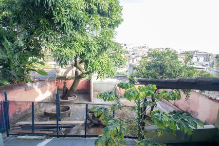 Casa à venda com 200m², 2 quartos e 2 vagas Casa à venda com 200m², 2 quartos e 2 vagasQuintal