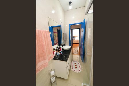 Casa à venda com 110m², 2 quartos e 1 vaga Casa à venda com 110m², 2 quartos e 1 vagaBanheiro