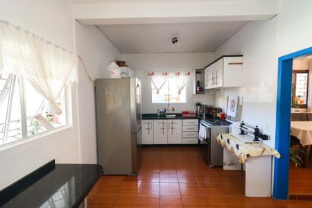 Casa à venda com 110m², 2 quartos e 1 vaga Casa à venda com 110m², 2 quartos e 1 vagaCozinha
