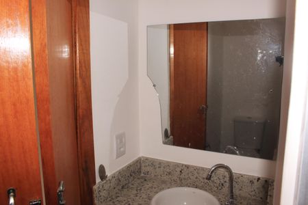 Apartamento para alugar com 45m², 2 quartos e sem vagaBanheiro - torneira