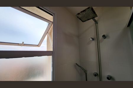 Apartamento à venda com 128m², 3 quartos e 2 vagas Apartamento à venda com 128m², 3 quartos e 2 vagasBanheiro da Suíte 2