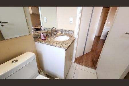 Apartamento à venda com 128m², 3 quartos e 2 vagas Apartamento à venda com 128m², 3 quartos e 2 vagasBanheiro da Suíte