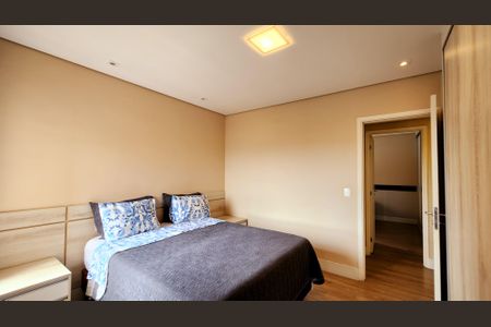 Apartamento à venda com 128m², 3 quartos e 2 vagas Apartamento à venda com 128m², 3 quartos e 2 vagasQuarto 2 - Suíte