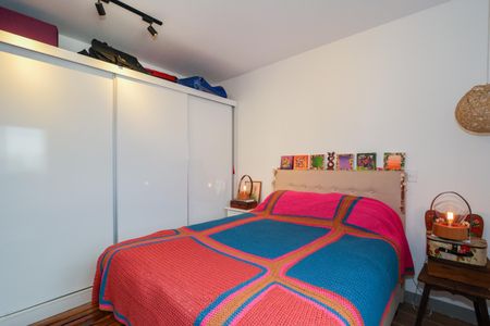Apartamento à venda com 65m², 1 quarto e 2 vagas Apartamento à venda com 65m², 1 quarto e 2 vagasSuíte