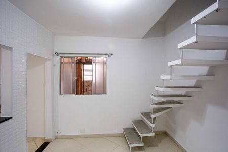 Casa para alugar com 150m², 3 quartos e 1 vagaSala