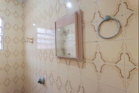 Casa à venda com 228m², 3 quartos e 3 vagasCasa 2- Banheiro