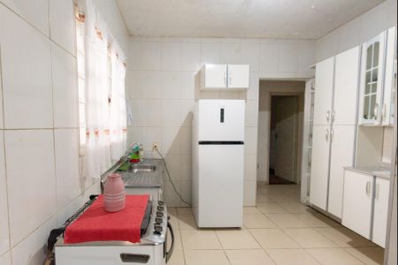 Casa à venda com 228m², 3 quartos e 3 vagasCasa 1 - Cozinha