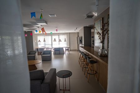 Apartamento à venda com 74m², 2 quartos e 1 vagaÁrea comum