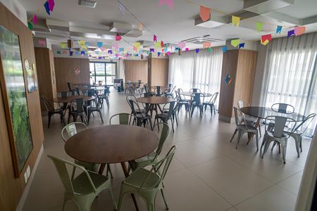 Apartamento à venda com 74m², 2 quartos e 1 vagaÁrea comum