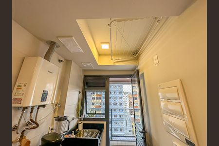 Apartamento à venda com 74m², 2 quartos e 1 vagaCozinha e Área de Serviço