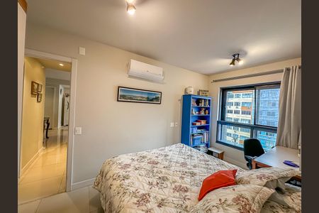 Apartamento à venda com 74m², 2 quartos e 1 vagaSuíte