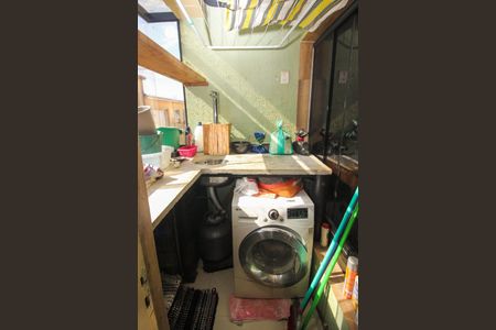 Apartamento à venda com 75m², 2 quartos e sem vagaÁrea de Serviço