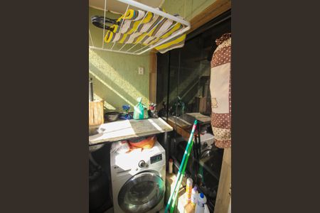 Apartamento à venda com 75m², 2 quartos e sem vagaÁrea de Serviço